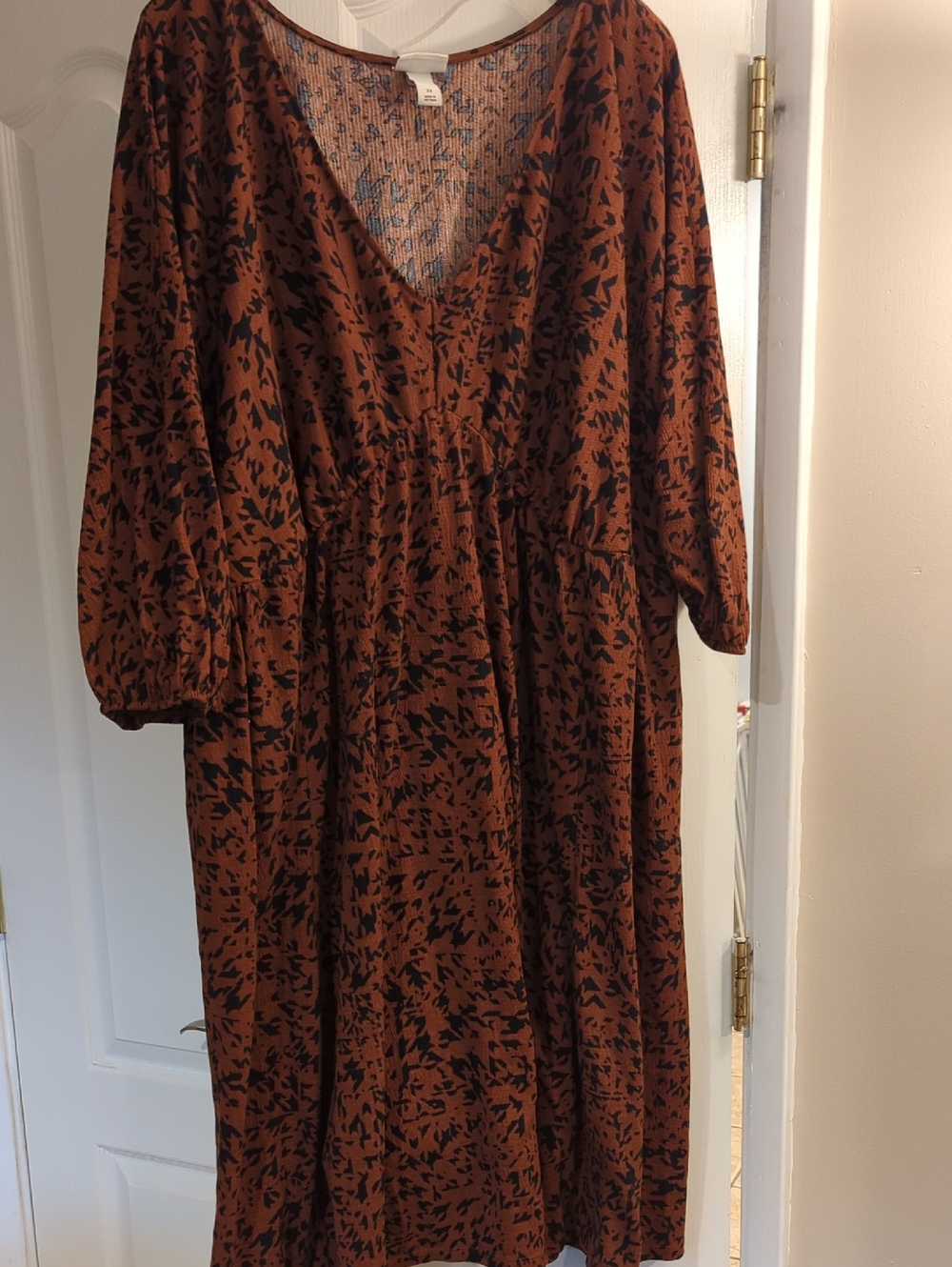 Ava & Viv Rust Midi Dress with Black Floral Print